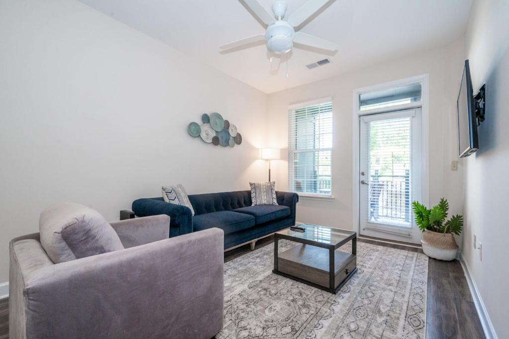 Beautiful 1Br W Balcony Gym Patio Areas Appartement Charlotte Buitenkant foto